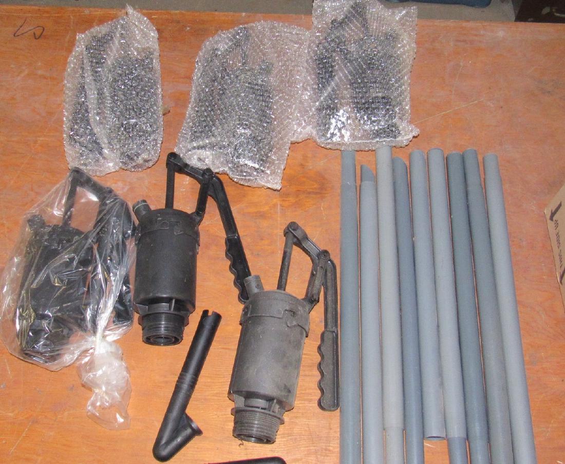 7 New Hand Drum Pumps: Never used !