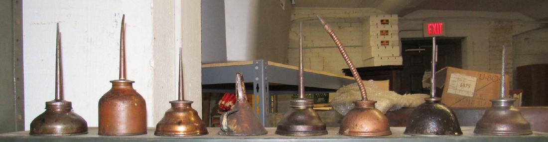 Vintage Oil Cans and Funnel: No shipping on this lot. Cans have oil in them