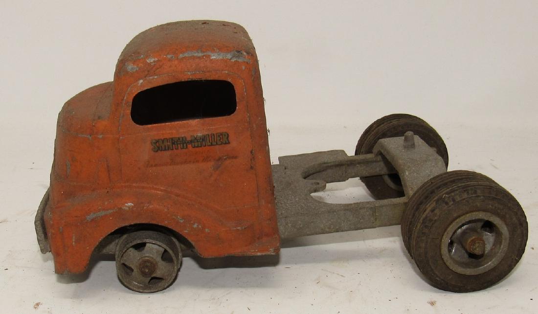 Smith Miller Tractor Trailer Cab for Restore: Approx 10" long. Bumper is broken and missing tires