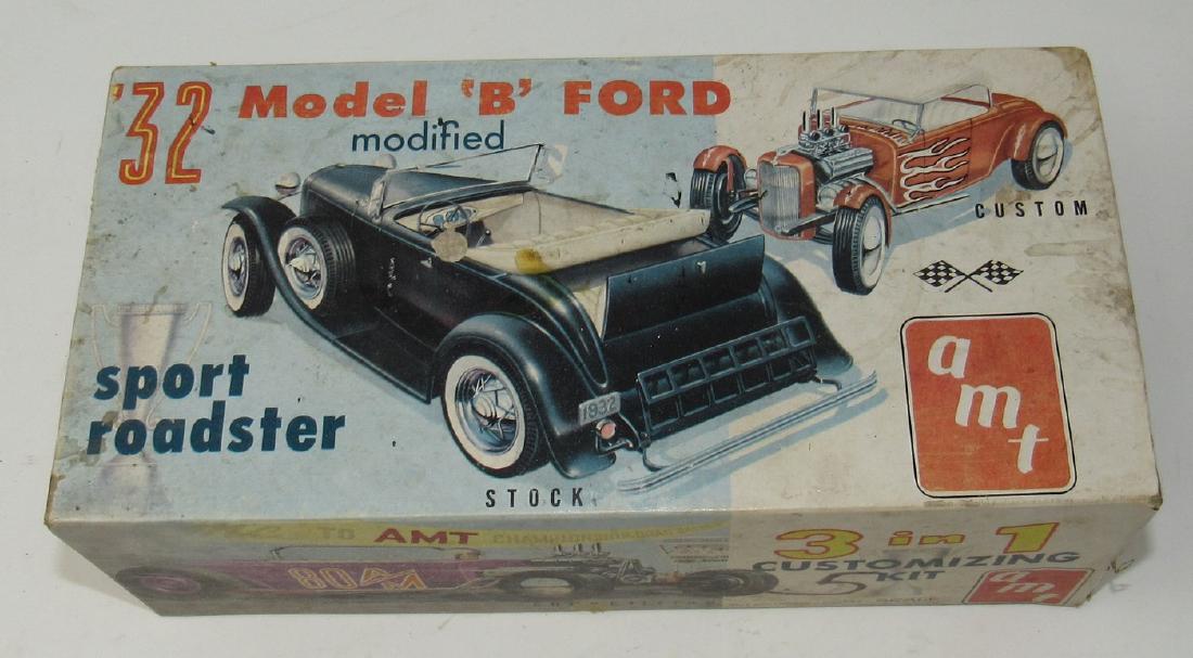 1932 Model B Ford Modified Box with Parts: Getting all pictured