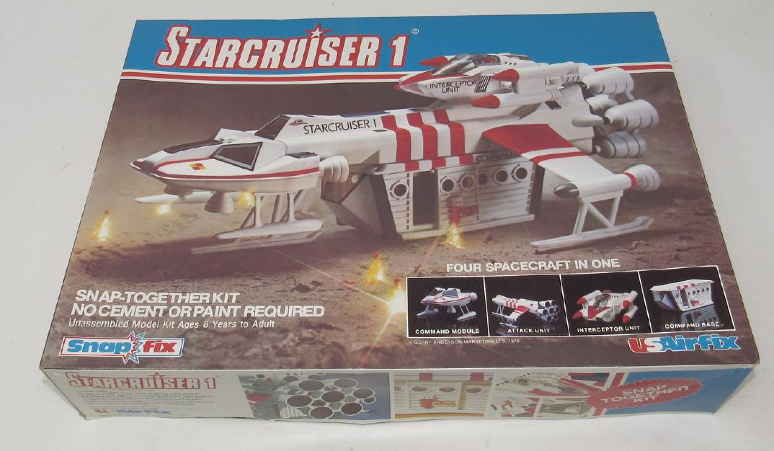 Starcruiser 1 Snap Fix Usair fix Model Kit: Box has minor wear. We do not look thru boxes for missing parts. Sold as is, as pictured