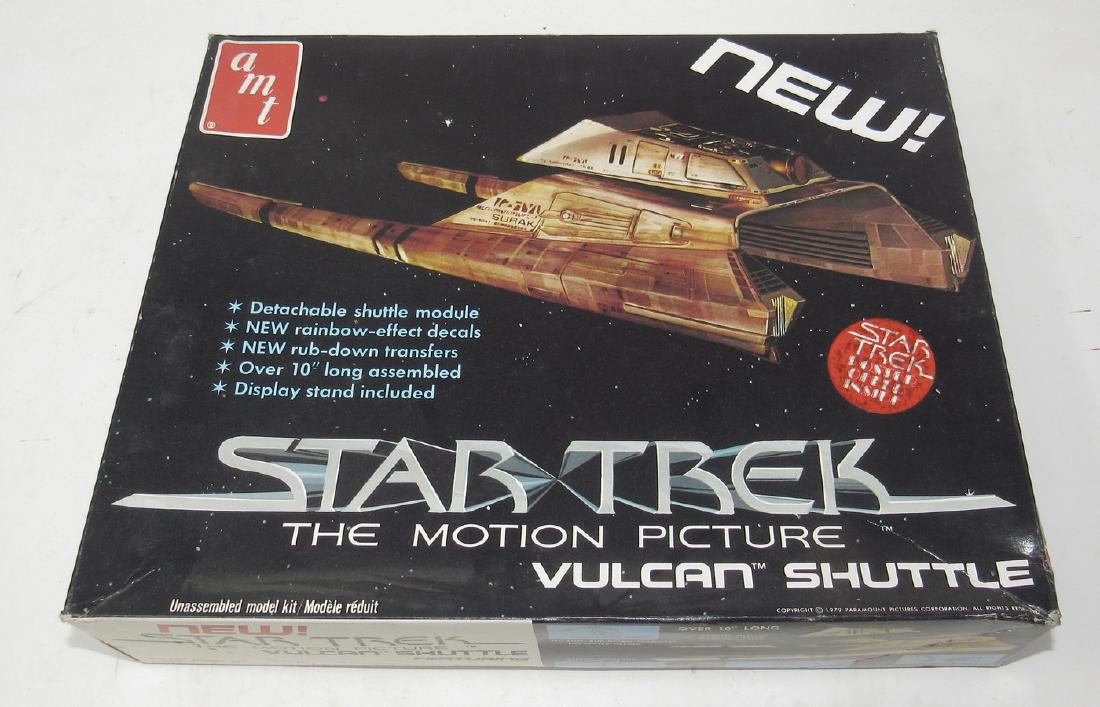Amt Star Trek Vulcan Shuttle Model Kit: Box is in nice condition, with minor wear. We do not guarantee all parts are in box.