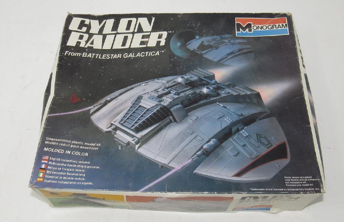 Monogram Cylon Raider Battleship Galactica Model: Box has wear, We do not guarantee all parts are in box