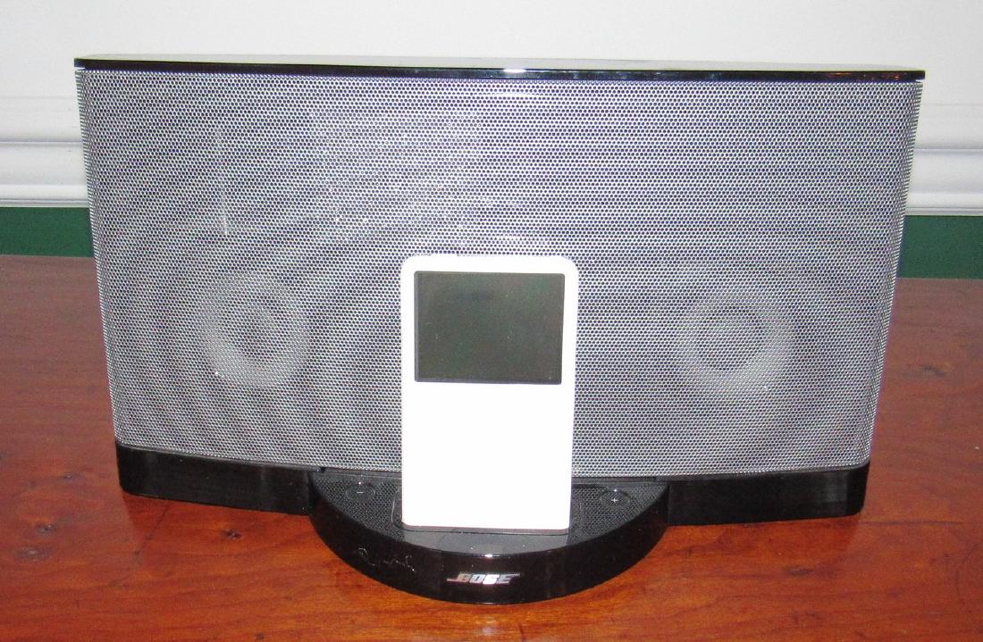 Bose Sound Dock Series II with Ipod: Sold in untested condition