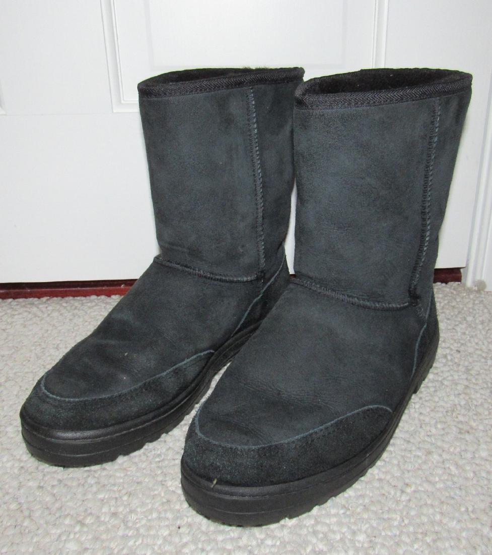 Black Ugg Boots Size W9: Approx 9 1/2" tall