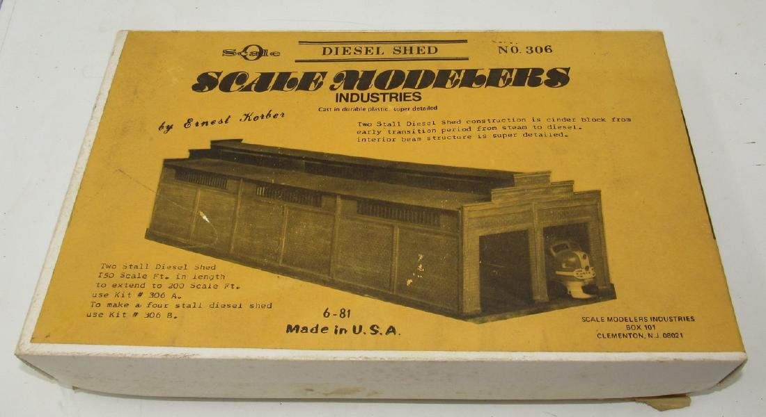 O Scale Modelers Diesel Shed No. 306: We do not guarantee all parts are in box.