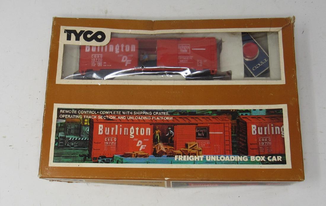 Tyco Burlington Freight Unloading Car Remote Control: Sold in untested condition