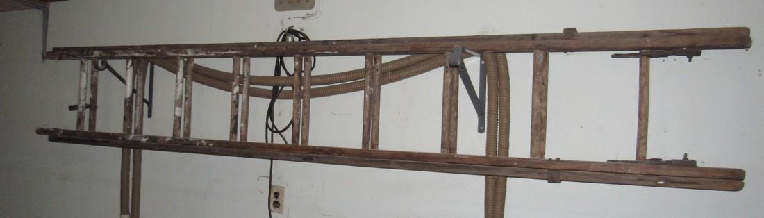 16 Foot Wooden Extension Ladder (1 of 1)