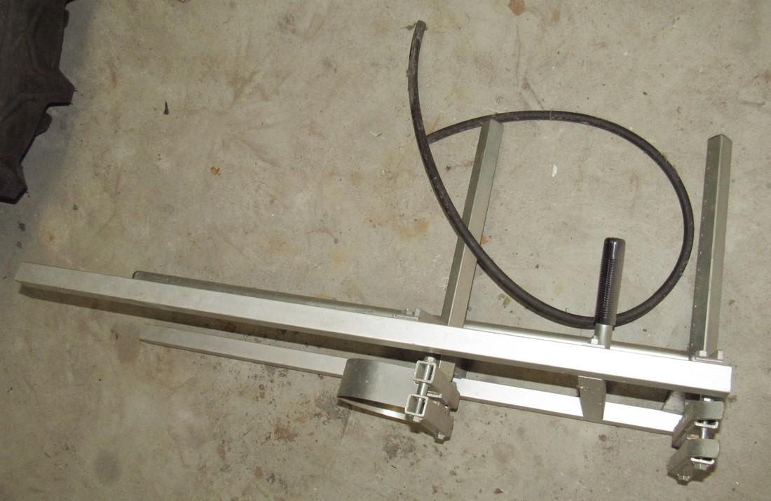 Chainsaw Mill Part: Chainsaw mill part