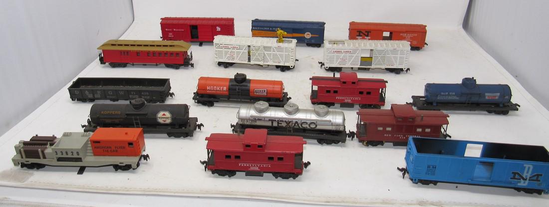 HO Scale Trains Lionel Circus Hooker Tanker Tie Car: Getting all pictured