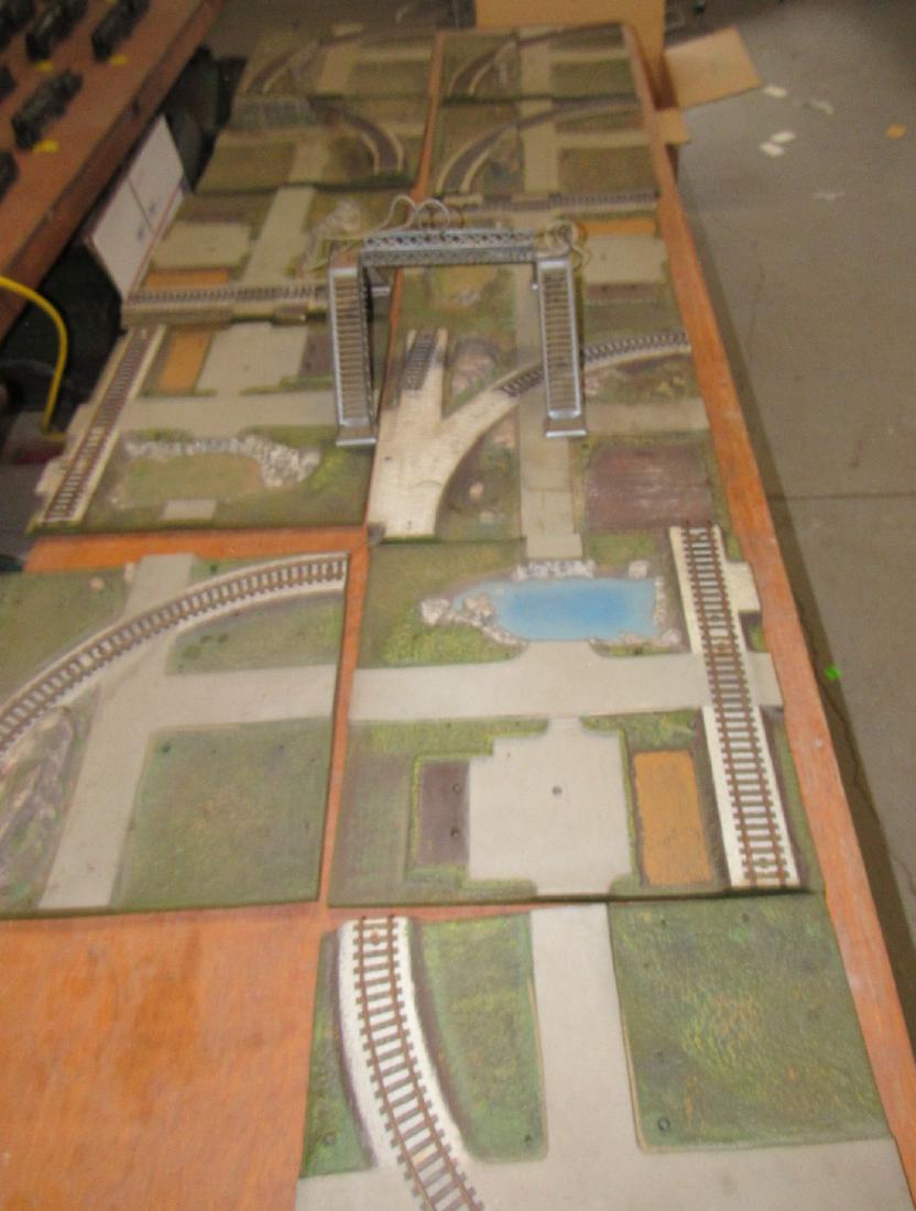 1964 Gilbert HO Train Track Platform Panels