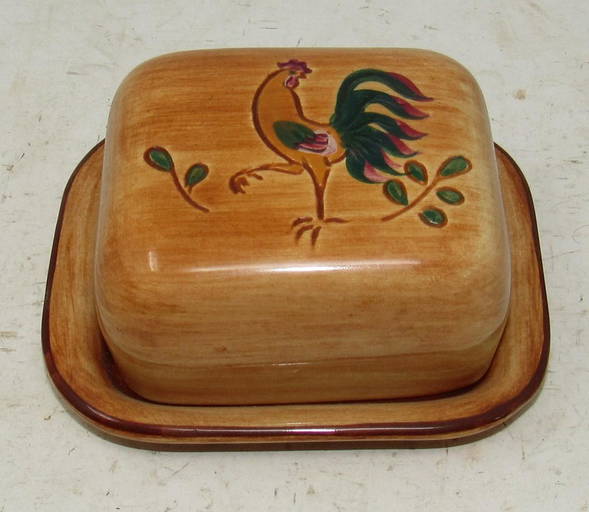 Pennsbury Pottery Chicken Butter Dish