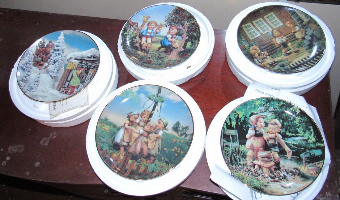 5 Danbury Mint Hummel Calendar Collector Plates: Getting all 5 pictured