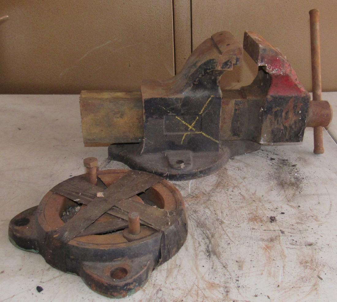Parker Vise with 4" Jaws: Nice condition