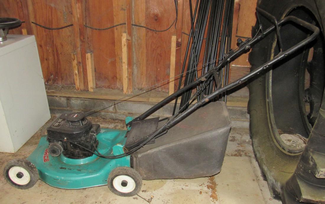 Taskforce Push Mower with Briggs and Stratton 3 hp: Pulled 3 times and did not start. Has good compression. Sold in as is condition.