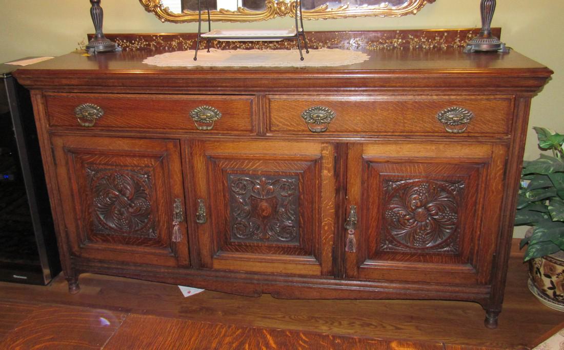Oak Sideboard: Approx 24" x 72" x 41" tall. Nice condition. Does not include items in or on it