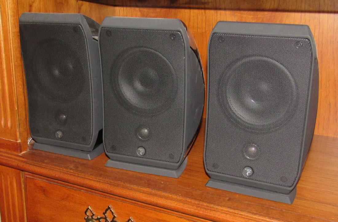 5 Sib Focal Speakers: Sold in untested condition. Buyer must remove one , carefully from wall.