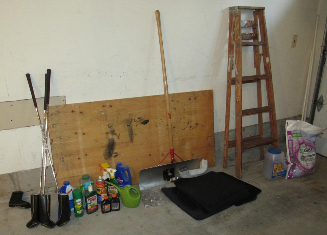 Golf Clubs Wooden Step Ladder Sockets Rachet Misc: Getting all pictured. Take what you want and leave the rest