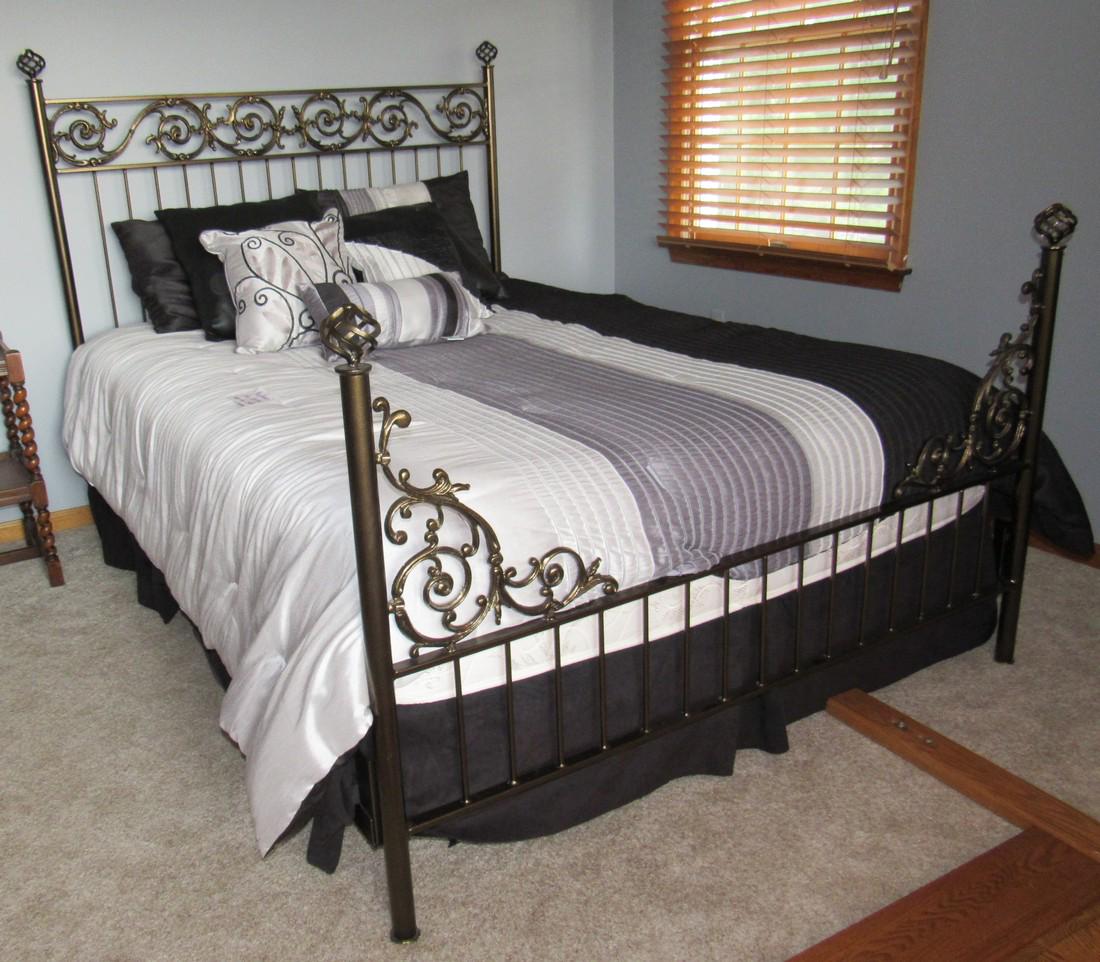Queen Size Bed: Mattress and Box Spring are not included