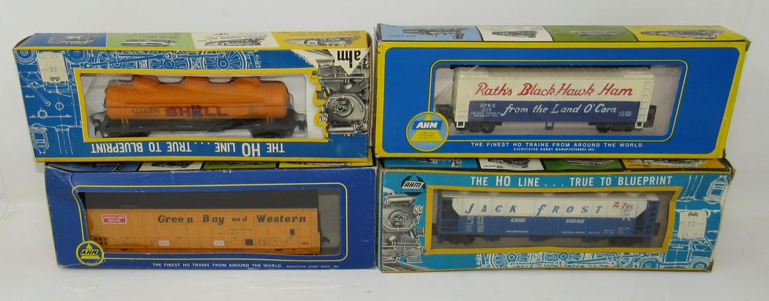 AHM HO Scale Train Cars Box Cars Shell Tanker: Getting all 4 pictured