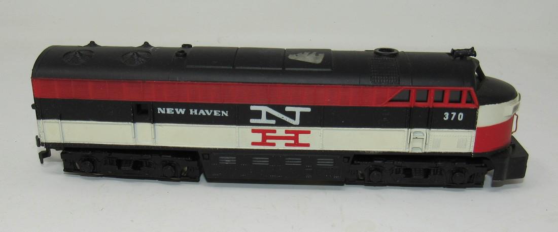 Tempo New Haven 370 Diesel Train Engine HO Scale: Sold in untested condition