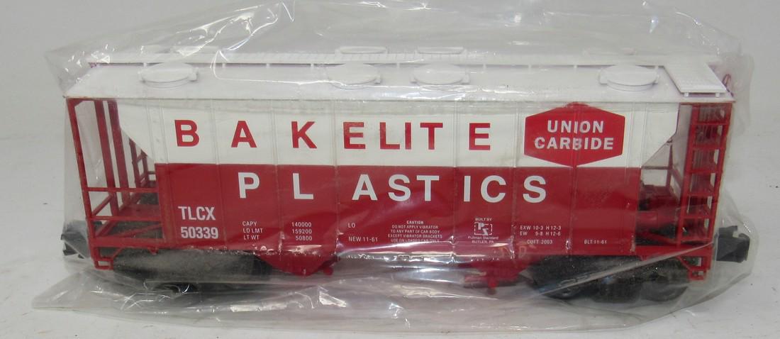 Pullman Standard Bakelite Plastics Union Carbide: Still sealed in plastic