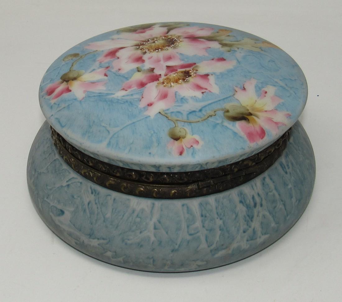 Kelva Dresser Box: Approx 8" in diameter and 3 7/8" tall.