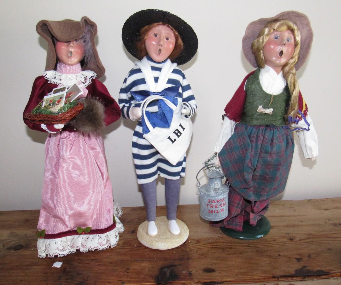Byers Choice Christmas Carolers: Approx 13 1/2" tall