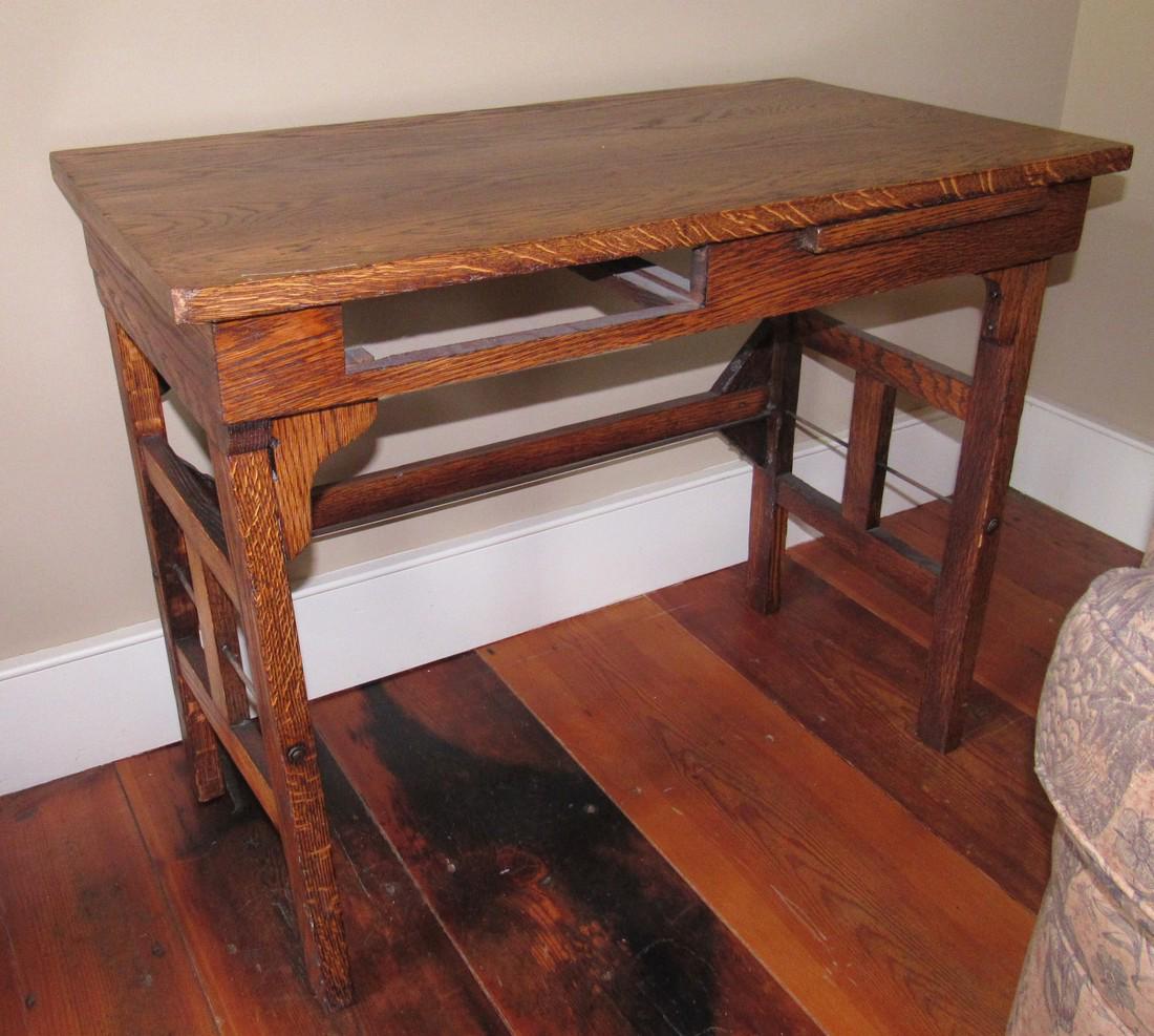 Oak Stickley Style Stand: Approx 18" x 32" x 26" tall
