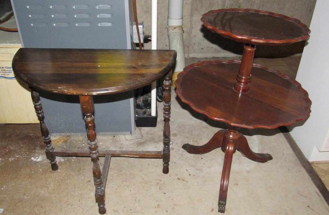 2 Tier Scalloped Edge and Side Table: 2 Tier table is approx 30" tall