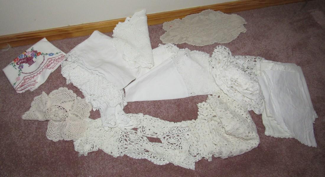 Doilies and Linens: Getting all pictured