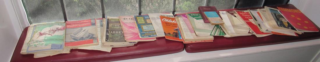 Large Lot of Sheet Music: Getting all pictured