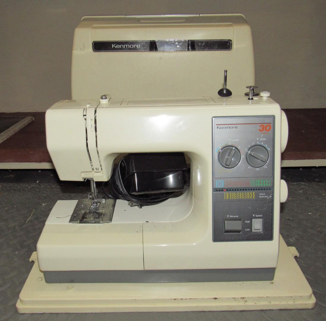 Kenmore 385 Sewing Machine: Kenmore sewing machine