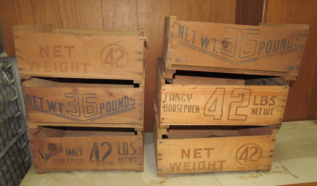 6 Vintage Wooden Crates: Getting all 6 pictured. Approx 14" x 17.5" x 7"