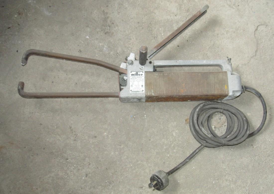Miller Portable Spot Welder Model LMWS52: Spot Welder