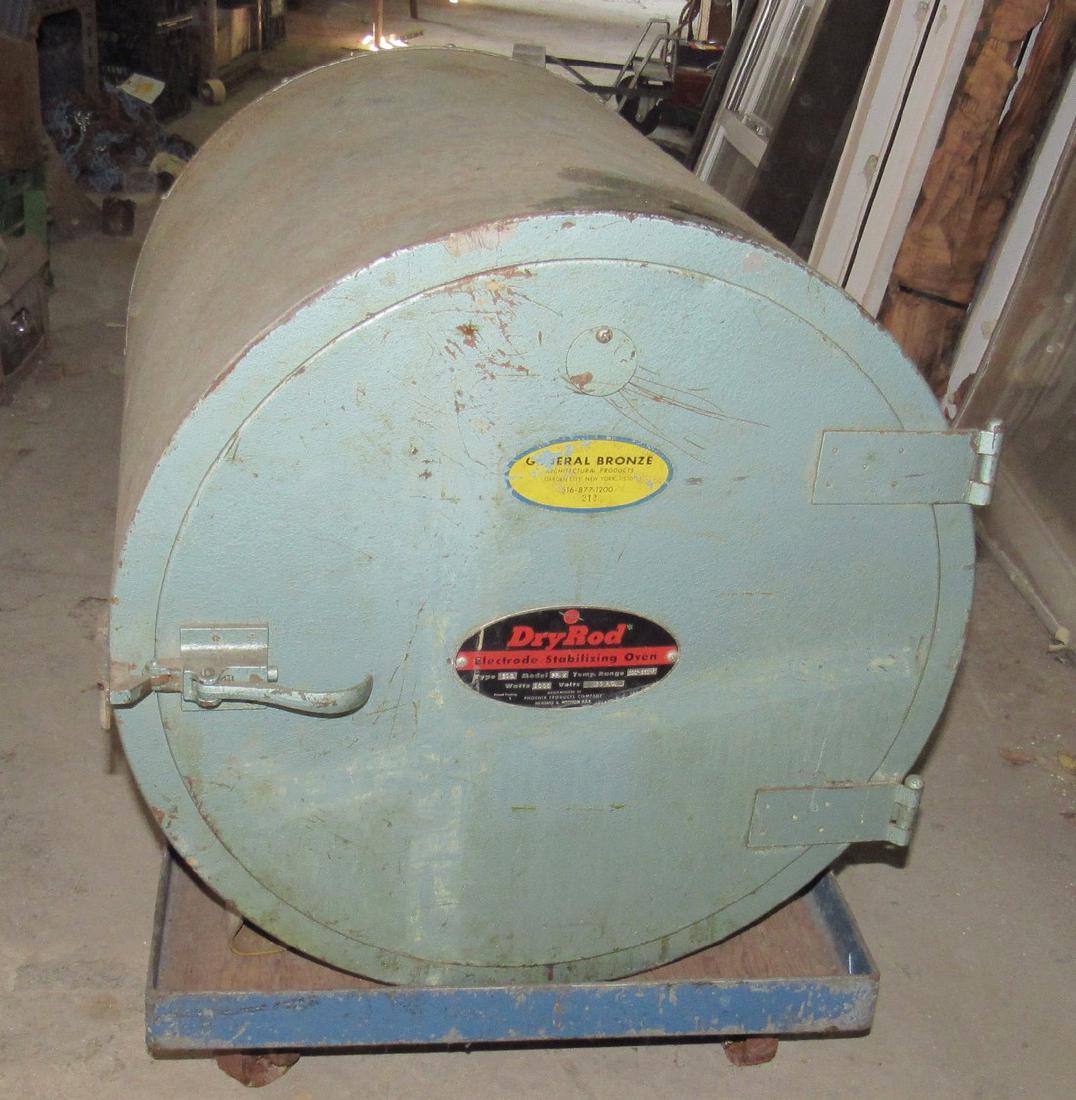 Dryrod Electrode Stabilizing Oven Model PPX: Includes oven and dolly. Dolly wheels do not spin