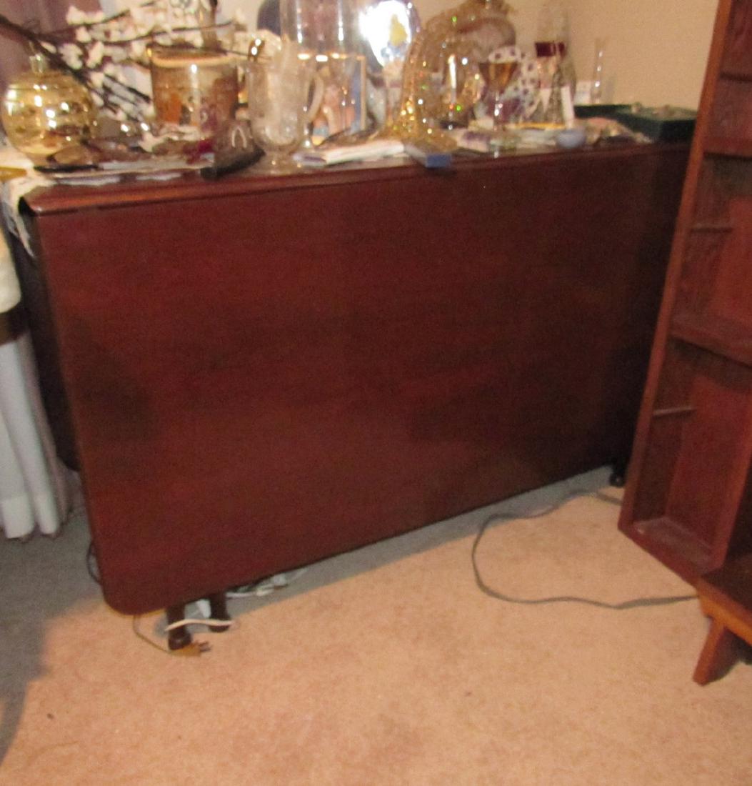 Gate Leg Drop Leaf Table: Approx 21" (when closed) x 48". Leaves closed are 28" wide