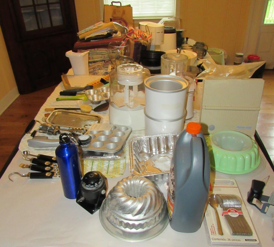 Table Contents Kitchenware & Misc: Getting all pictured on table. Take what you want and leave the rest
