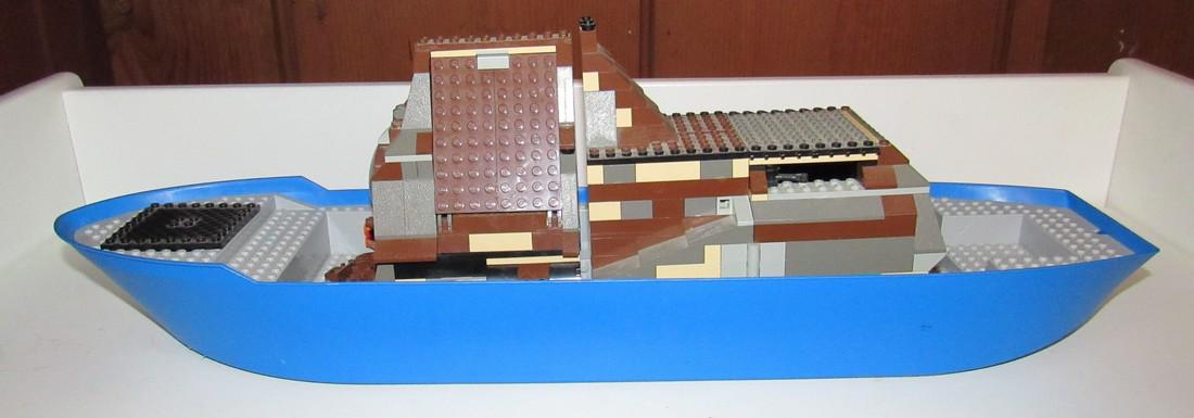 Lego Boat: Approx 6" x 23 1/2"