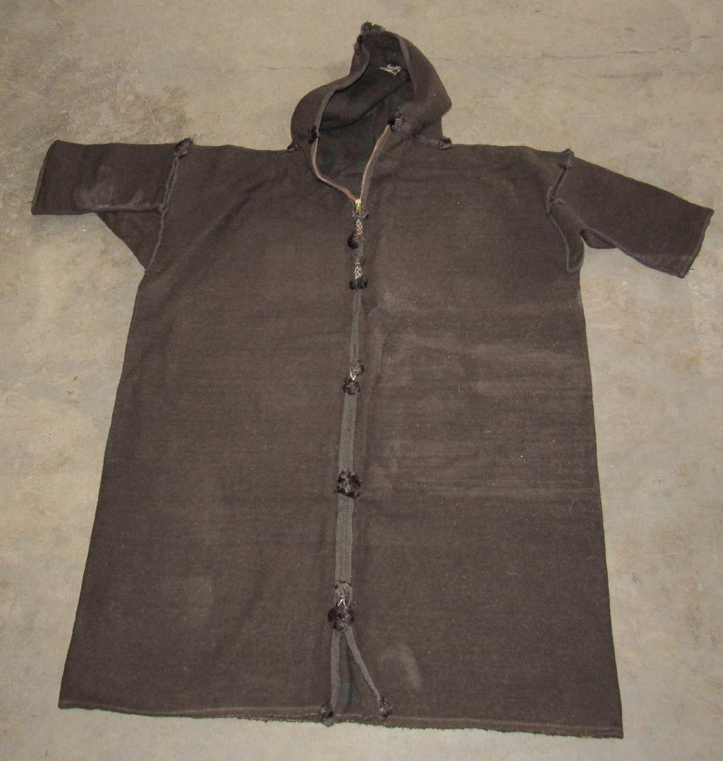 Pullover Hoodie: Approx 32" pit to pit and 42" from shoulder to bottom