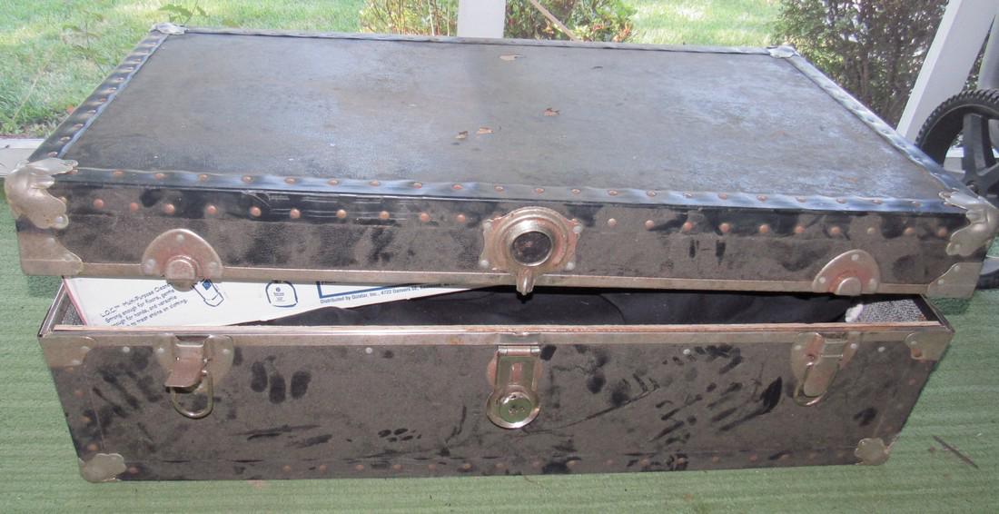 Trunk Clothing Cologne: Getting all pictured in trunk, and including trunk.