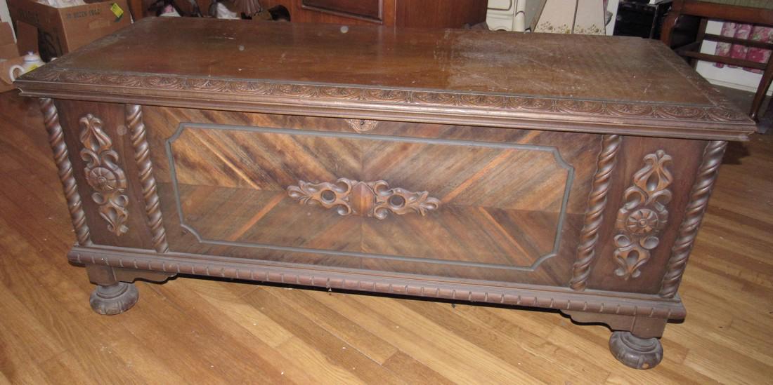 Cedar Chest: Approx 19" x 48" x 21 1/2"