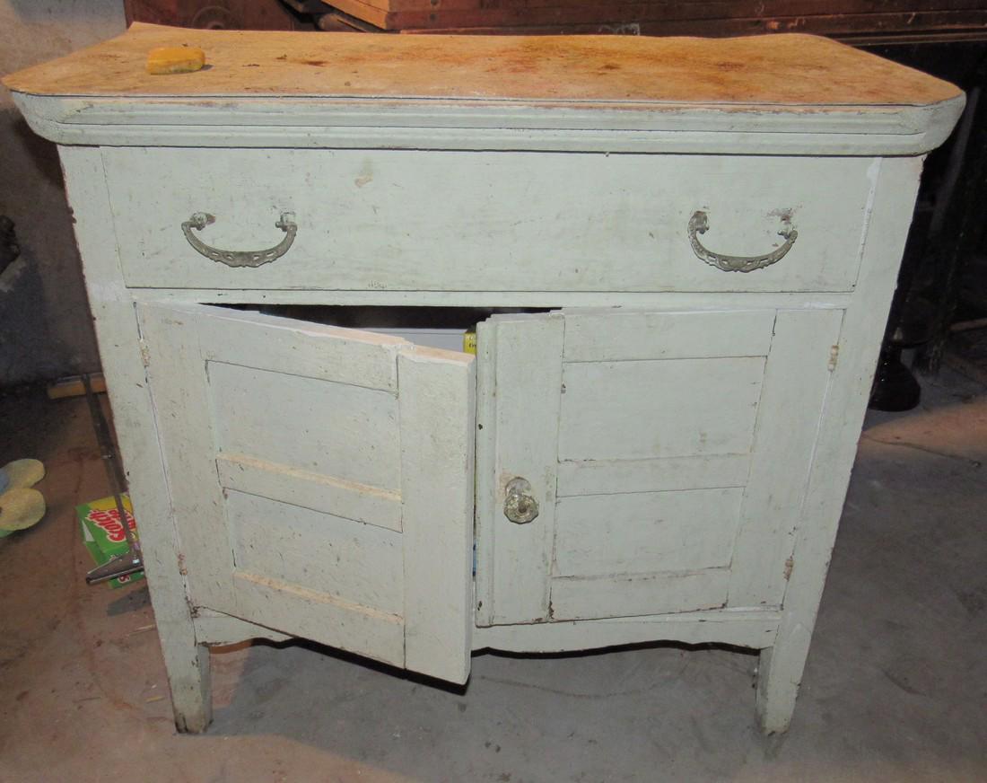 Washstand: Approx 17 1/2" x 30" x 33"