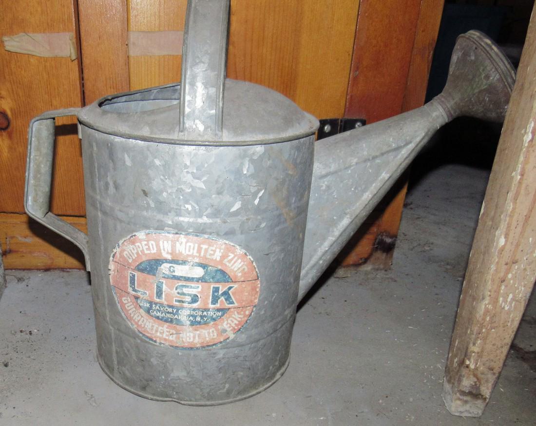 Lisk Galvanized Water Can: Water Can
