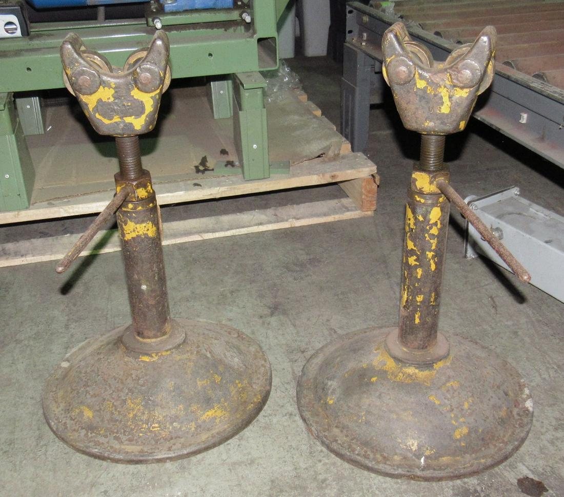 2 Pipe Roller Jack Stands (1 of 2)