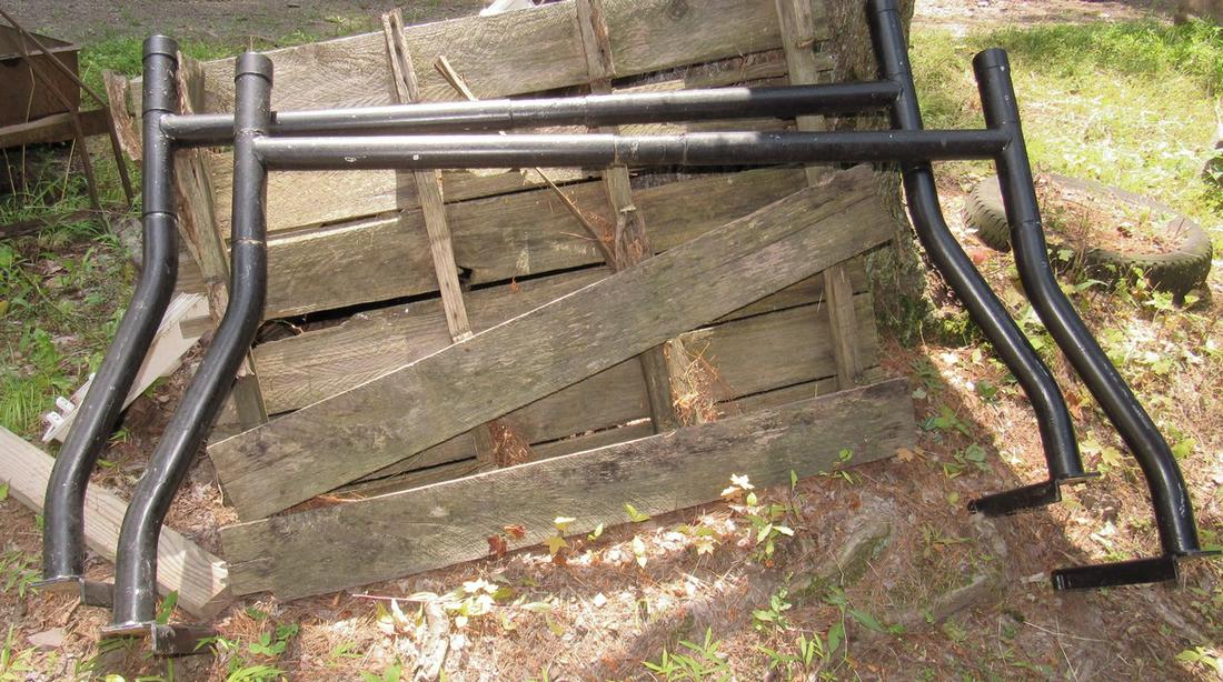Pickup Truck Ladder Rack: Will mount on pickup bed approx 52 1/4" wide (inside)