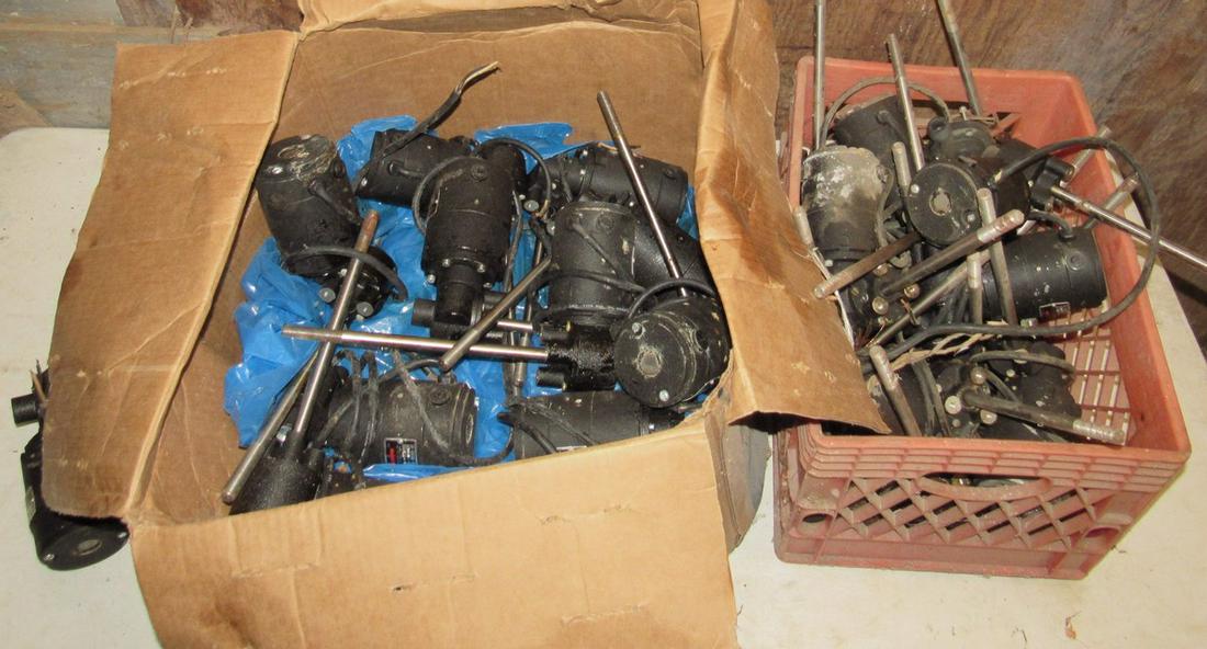 34 Boehm Electric Motors: Approx 35 motors