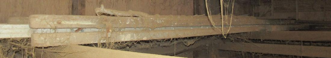 30' Wooden Extension and Aluminum Ladders & Lumber (1 of 4)