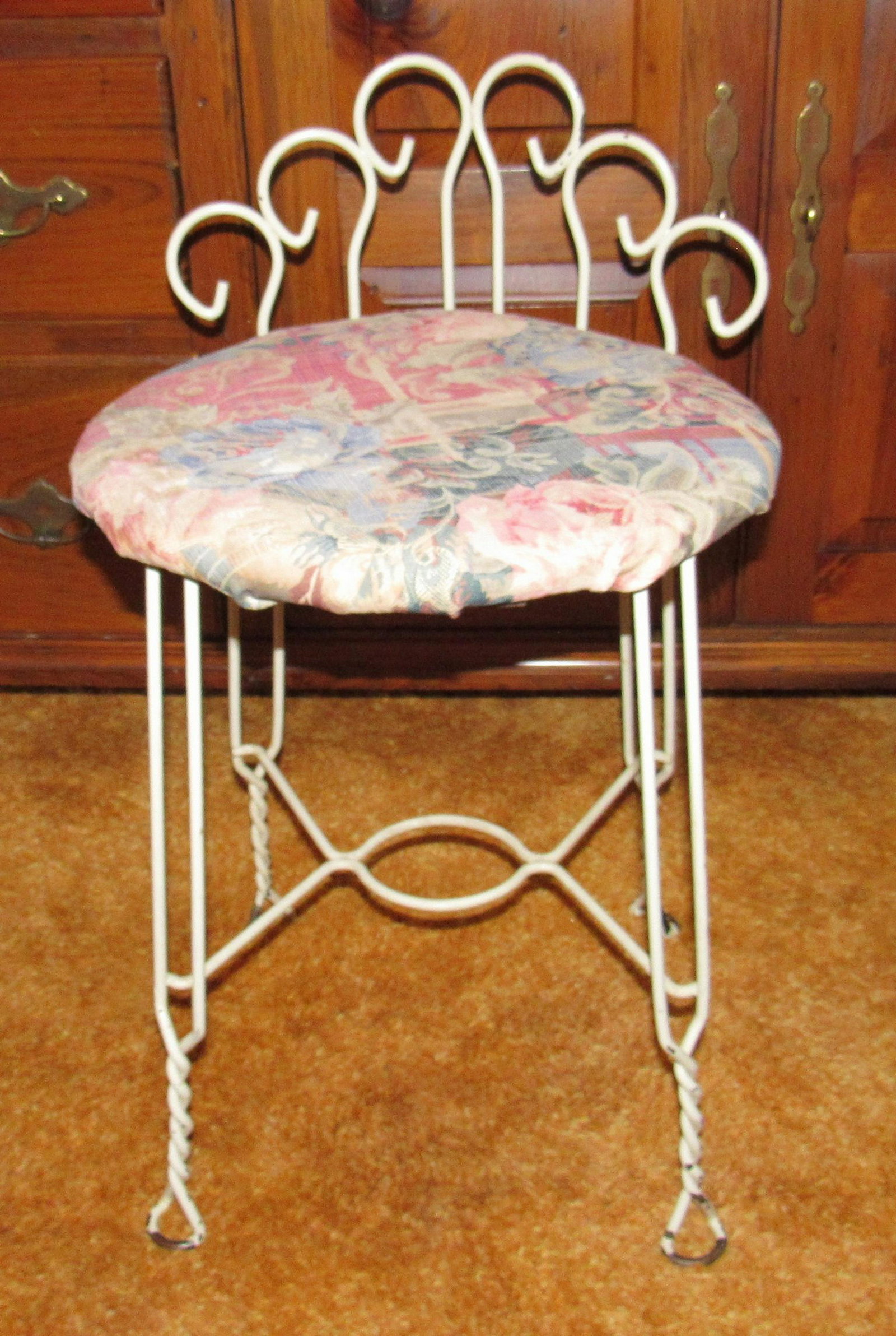 Wire Vanity Stool: Approx 14" in diameter and 23 1/2" tall