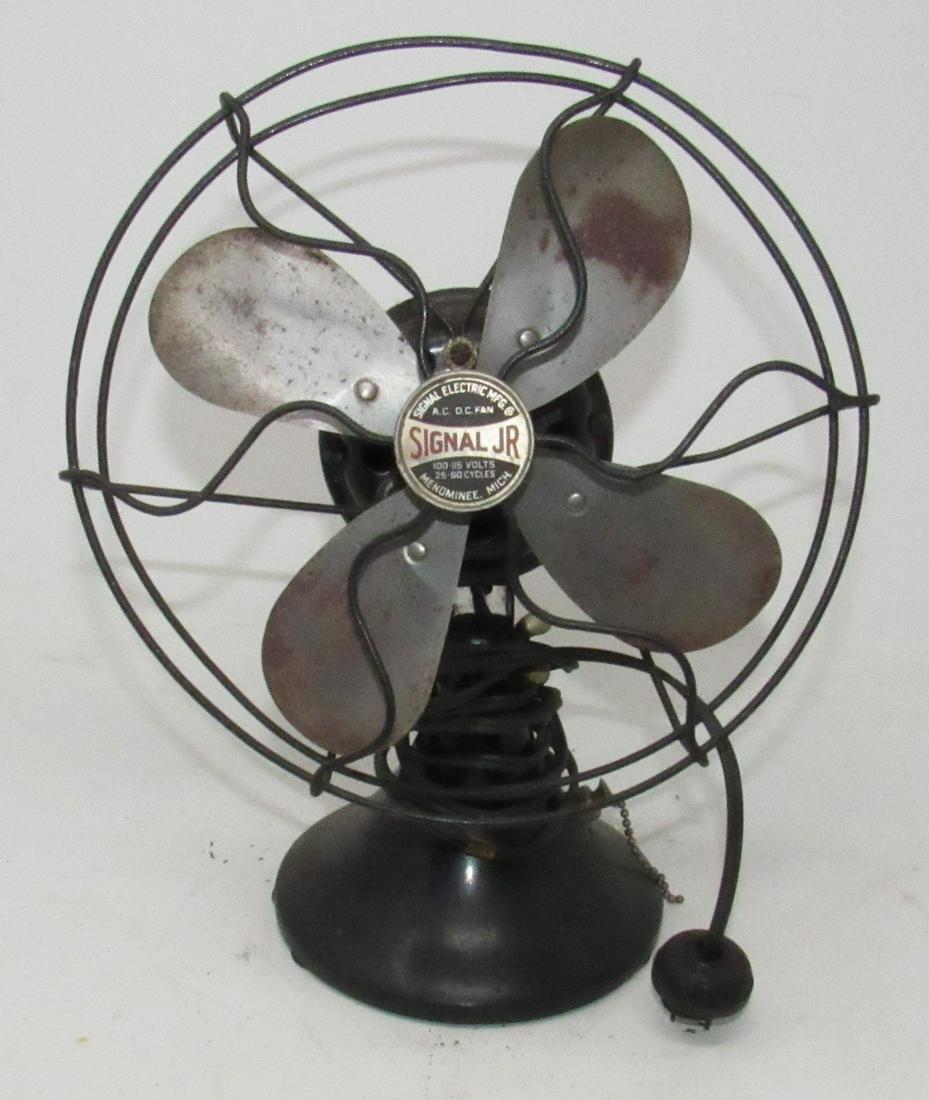 Signal Jr Electric Fan